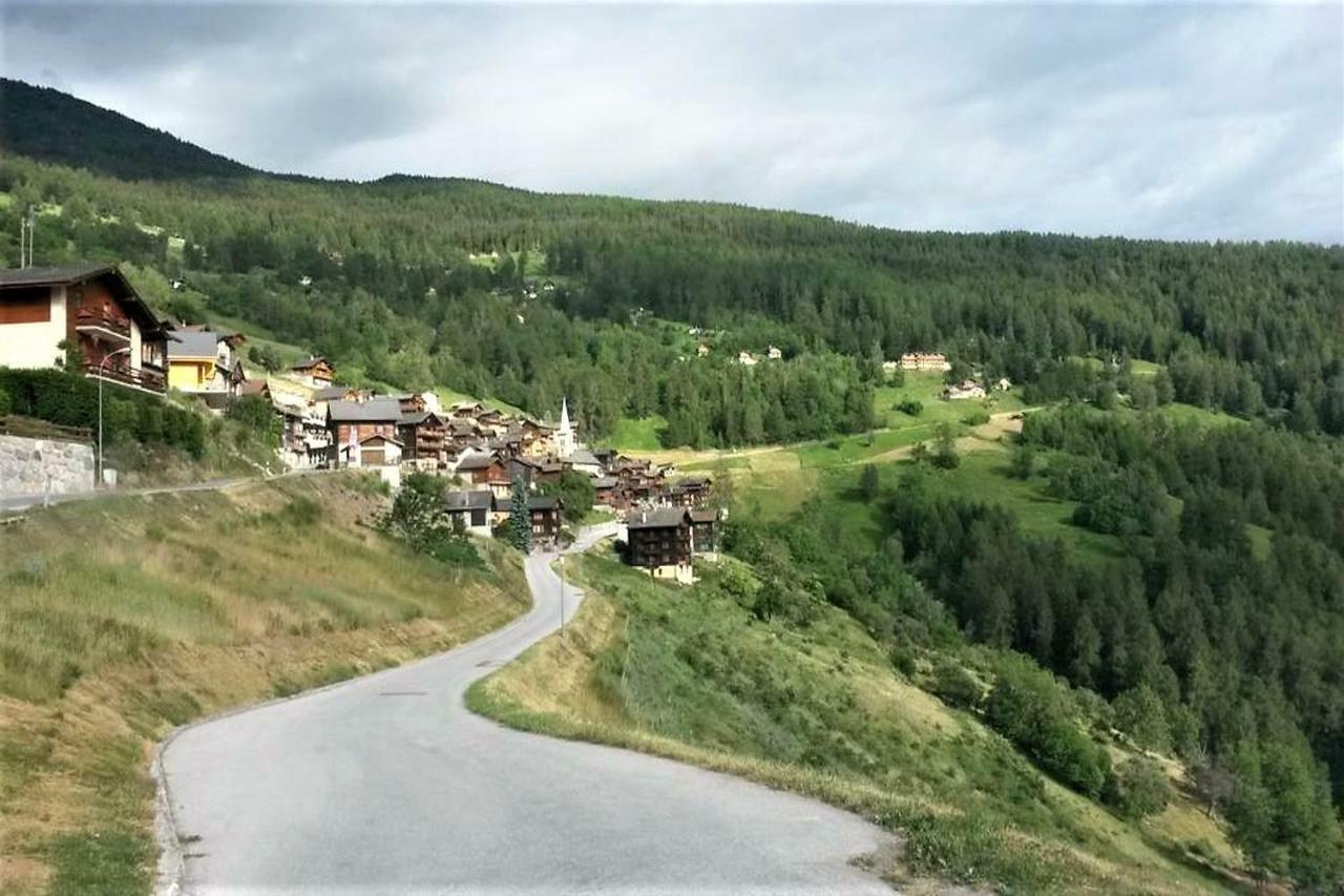 La Chaumiere D'Herens Vernamiege Luaran gambar